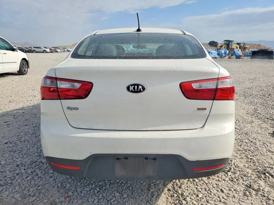 2015 KIA RIO LX  
