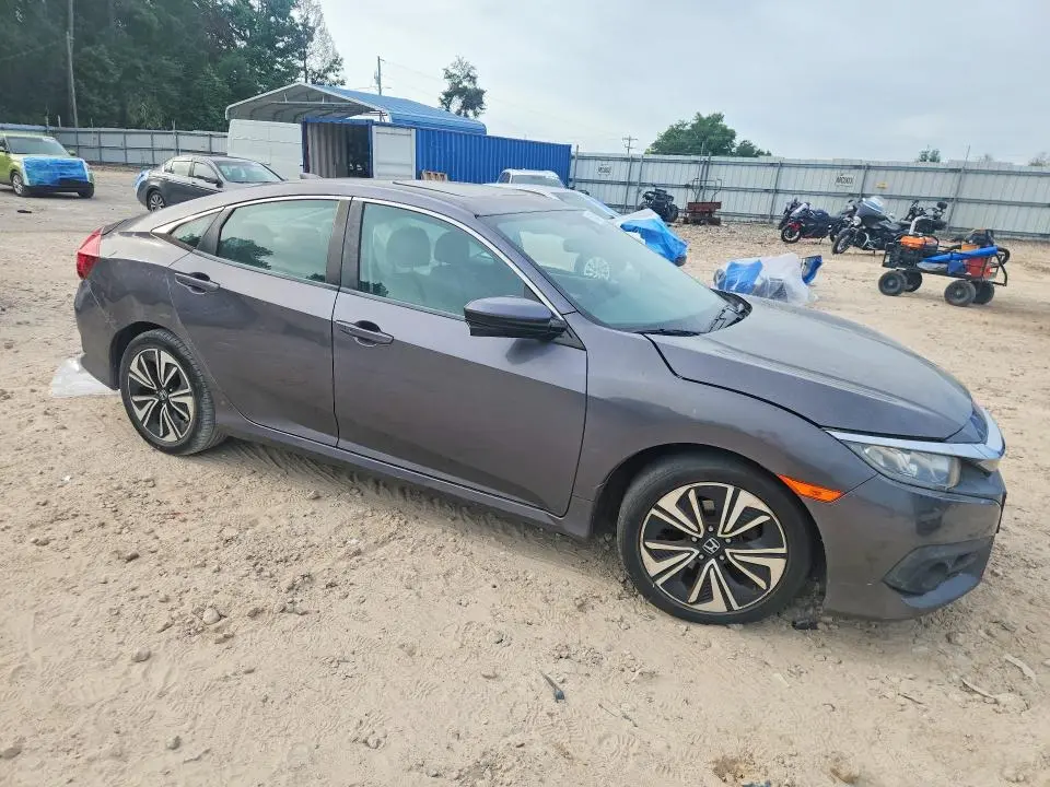 2017 HONDA CIVIC EX  