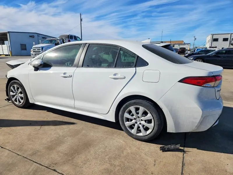 2022 TOYOTA COROLLA LE  