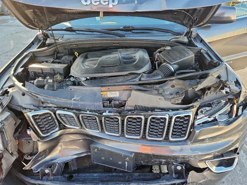 2020 JEEP GRAND CHEROKEE LAREDO  