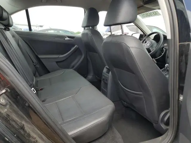 2012 VOLKSWAGEN JETTA SE  
