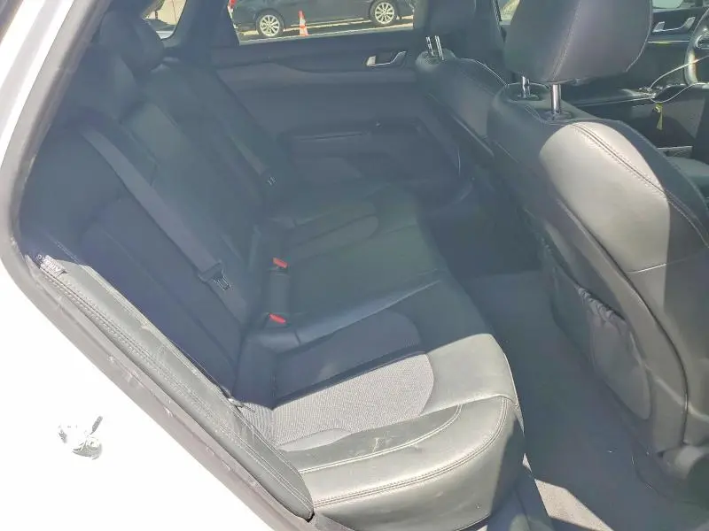 2022 KIA K5 GT LINE  