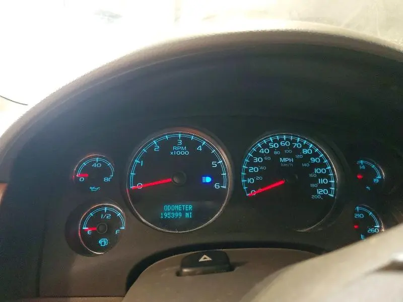 2011 CHEVROLET TAHOE K1500 LT  