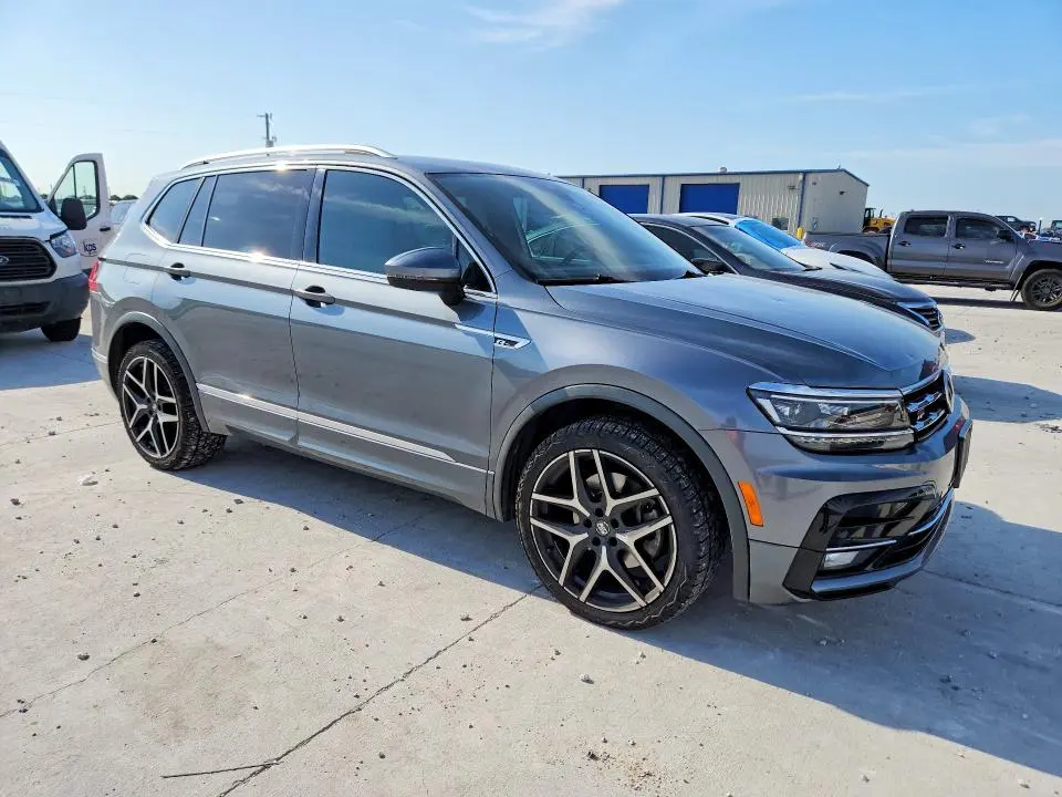 2020 VOLKSWAGEN TIGUAN SEL PREMIUM R-LINE  