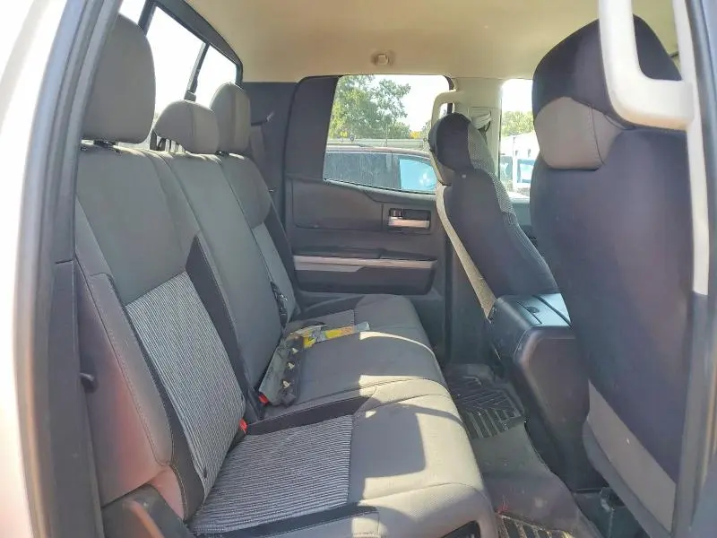 2016 TOYOTA TUNDRA SR5  