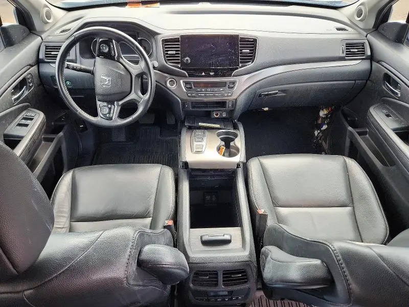2022 HONDA PILOT SE  
