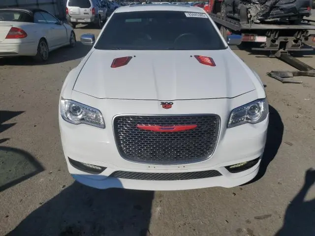 2019 CHRYSLER 300C   
