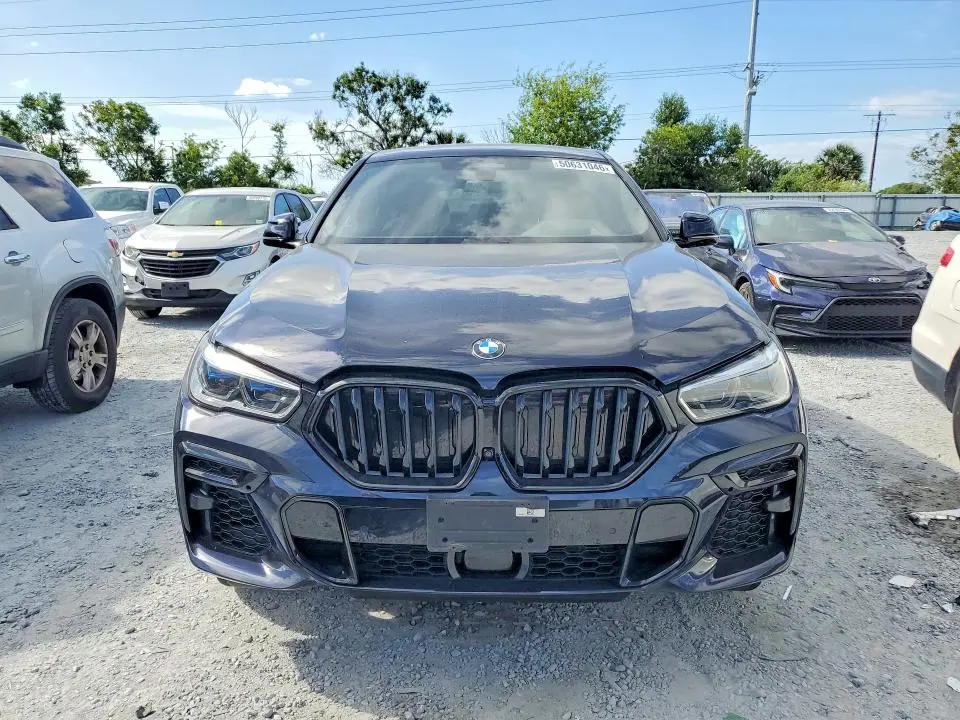 2022 BMW X6   