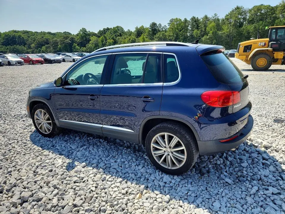 2015 VOLKSWAGEN TIGUAN S  