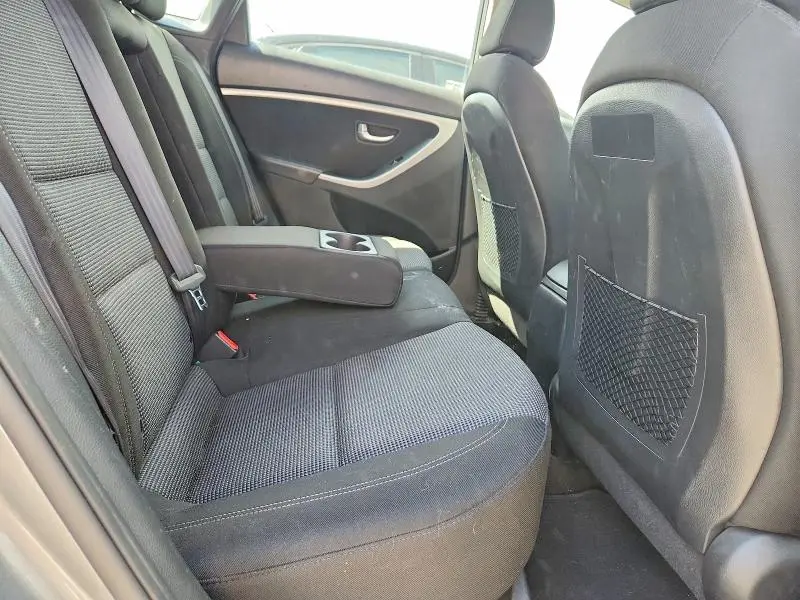 2016 HYUNDAI ELANTRA GT BASE  