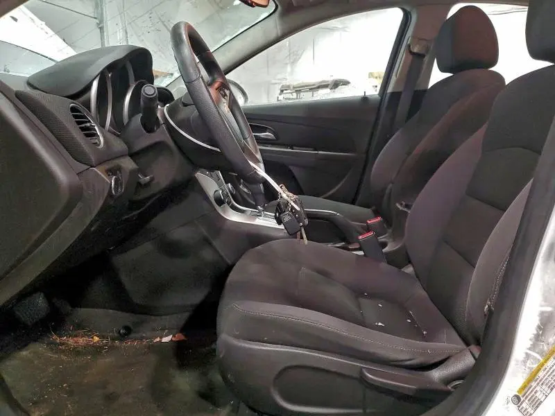 2015 CHEVROLET CRUZE LT  