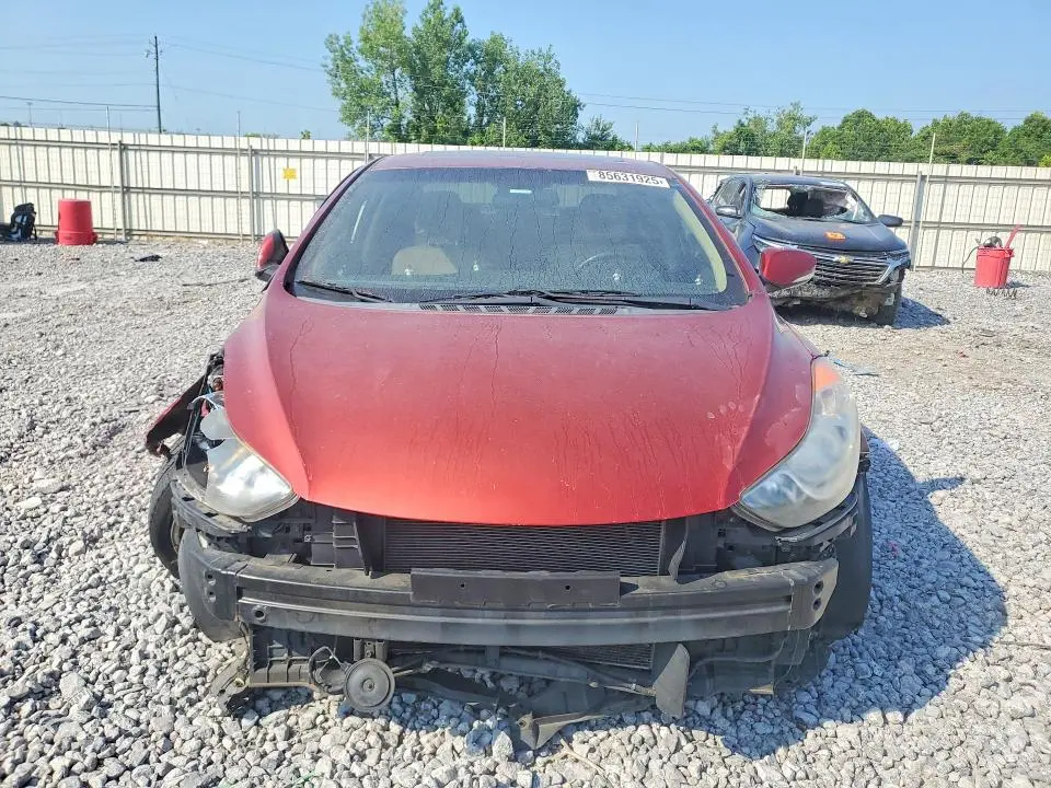 2013 HYUNDAI ELANTRA   