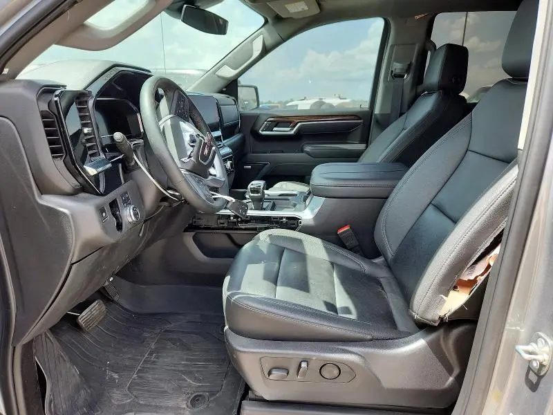 2025 GMC SIERRA K1500 ELEVATION  