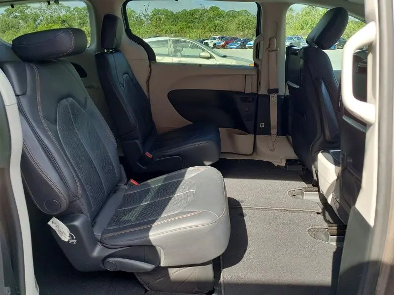 2018 CHRYSLER PACIFICA TOURING L PLUS  