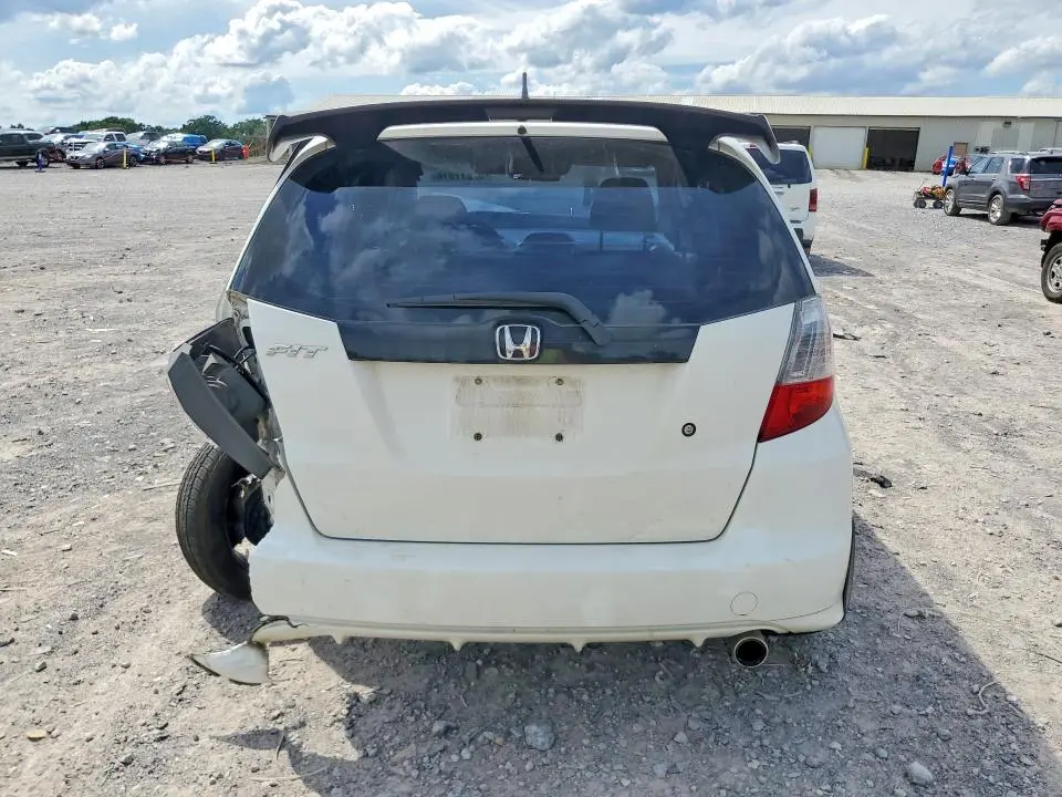 2010 HONDA FIT   