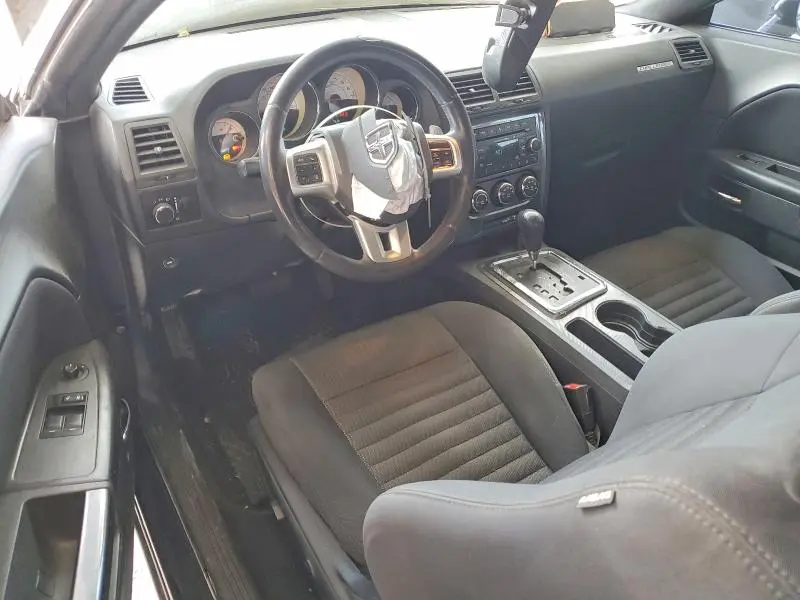 2014 DODGE CHALLENGER SXT  