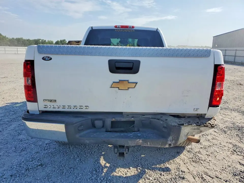 2011 CHEVROLET SILVERADO C1500 LT  