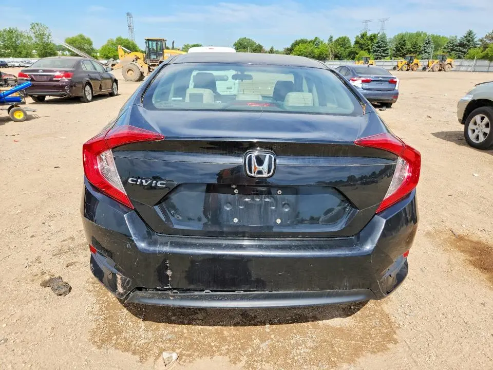 2018 HONDA CIVIC LX  