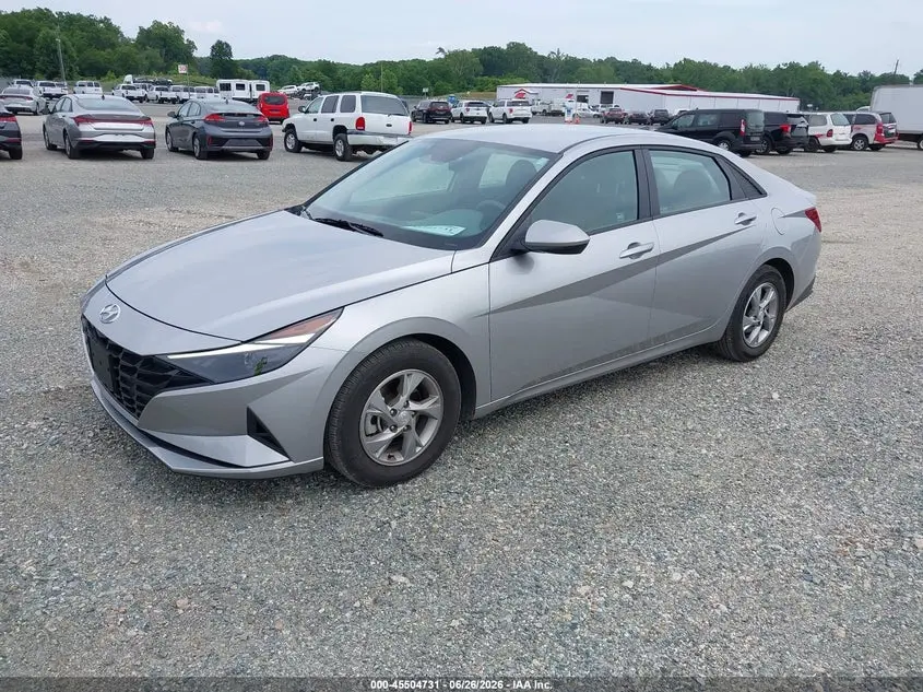 2021 HYUNDAI ELANTRA SE