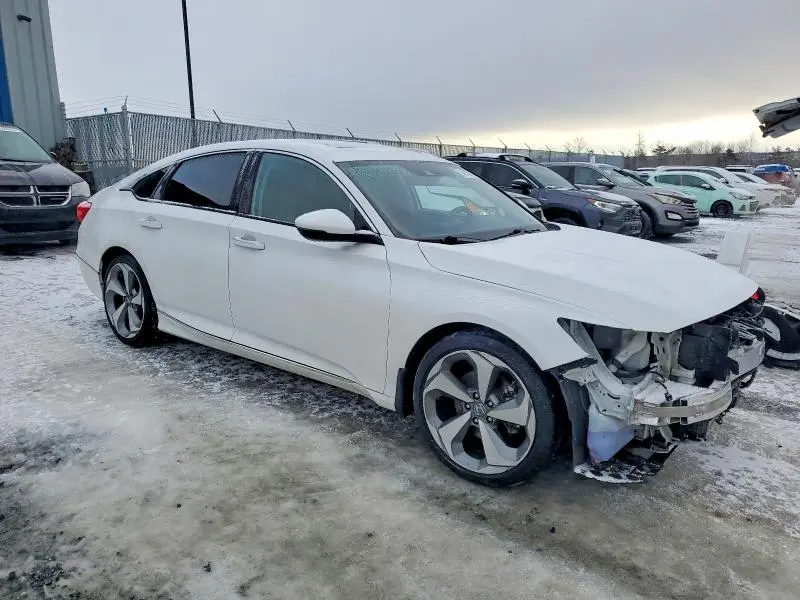 2020 HONDA ACCORD TOURING  