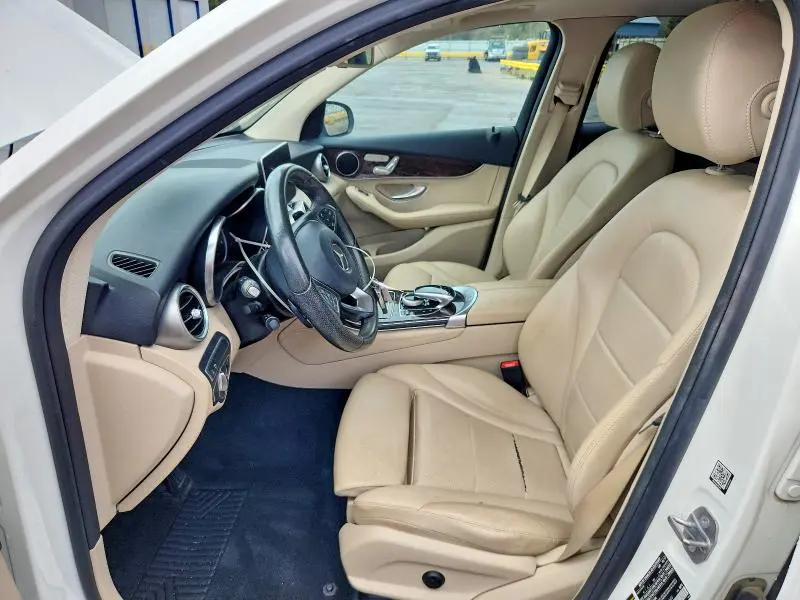 2018 MERCEDES-BENZ GLC 300  