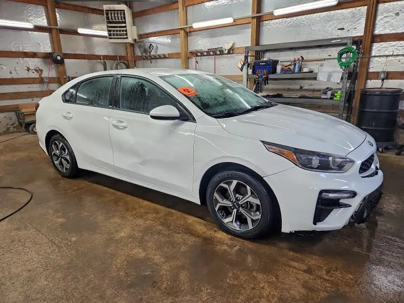 2021 KIA FORTE FE  