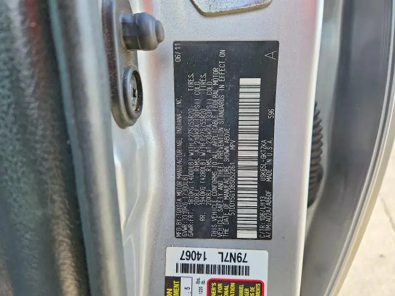 2011 TOYOTA SEQUOIA PLATINUM  