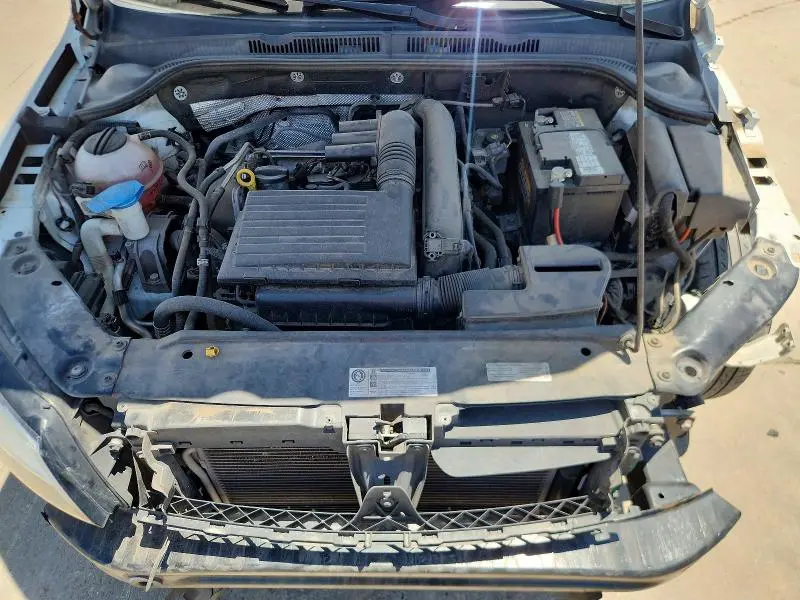 2017 VOLKSWAGEN JETTA SE  