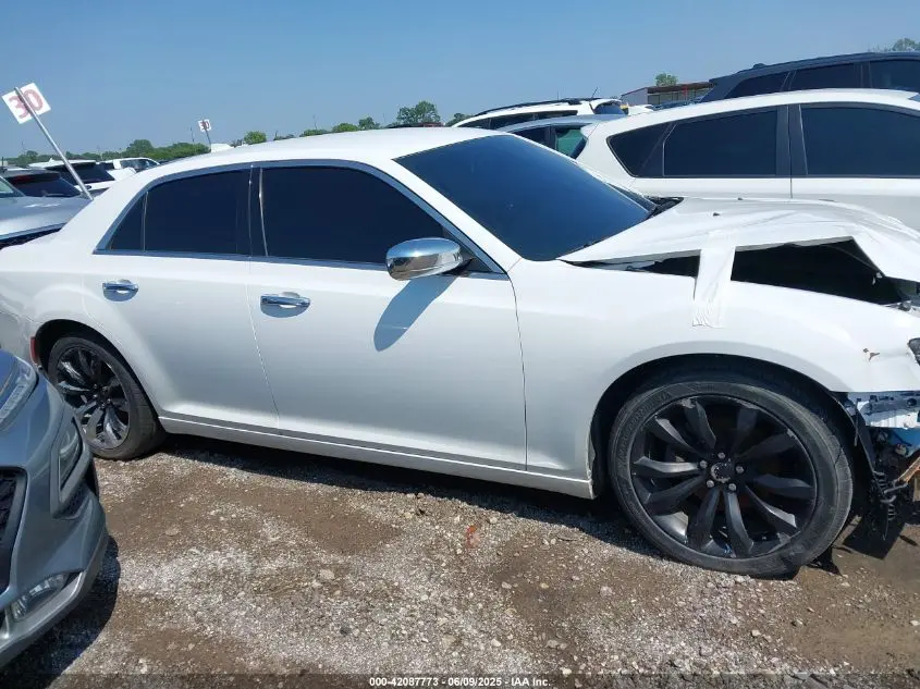 2019 CHRYSLER 300 LIMITED