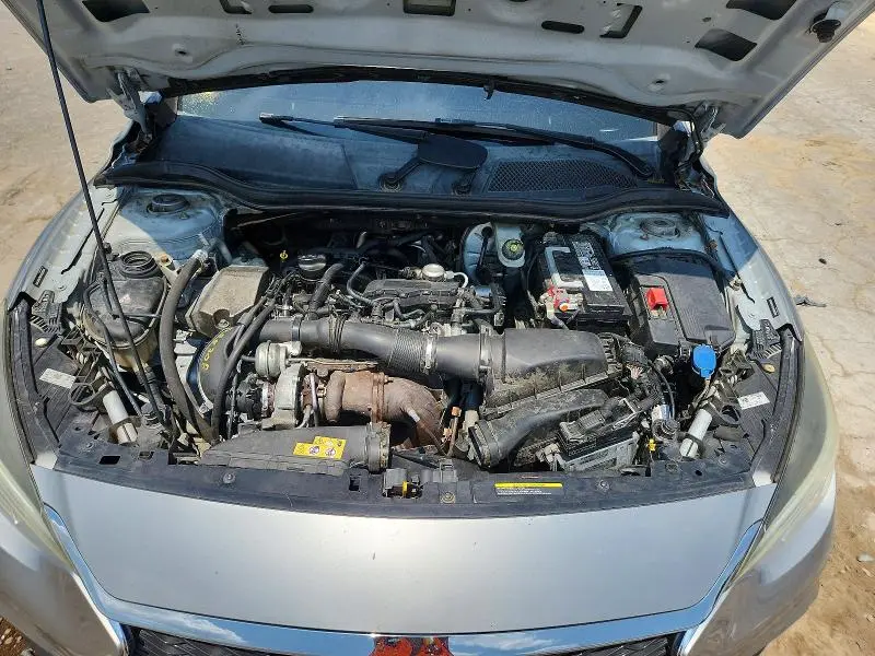 2017 INFINITI QX30 BASE  