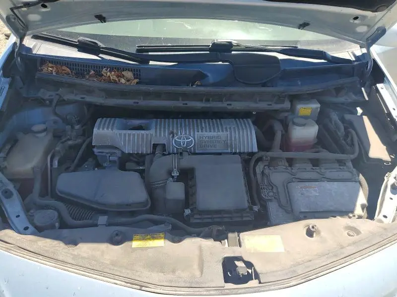 2012 TOYOTA PRIUS V TWO  