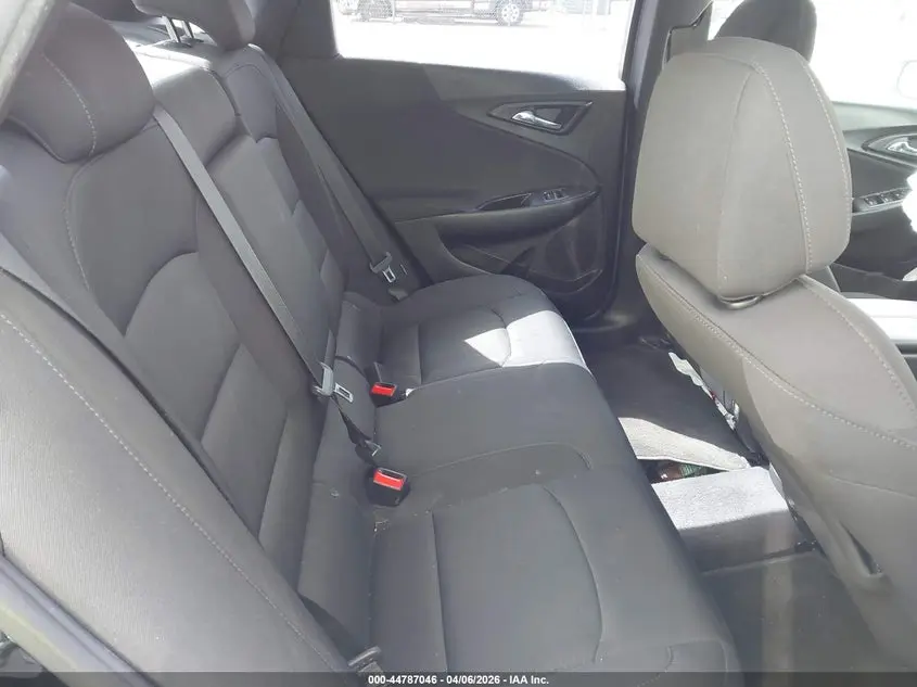 2017 CHEVROLET MALIBU 1LT