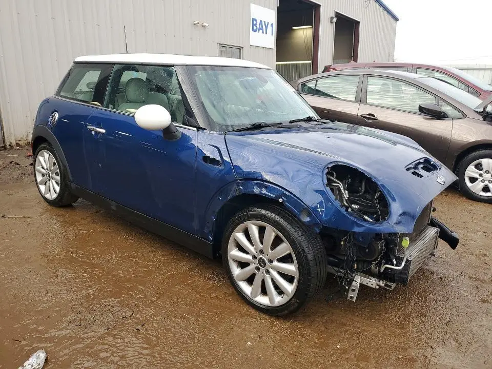 2015 MINI COOPER S  
