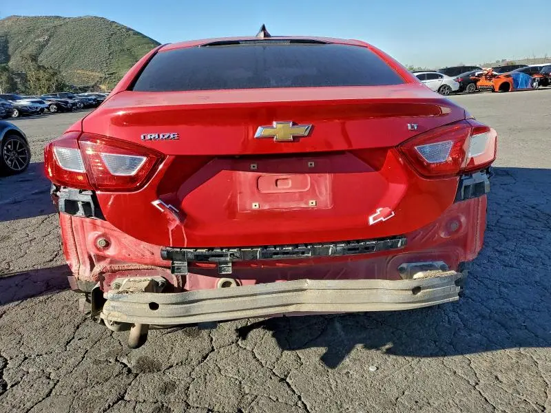 2018 CHEVROLET CRUZE LT  