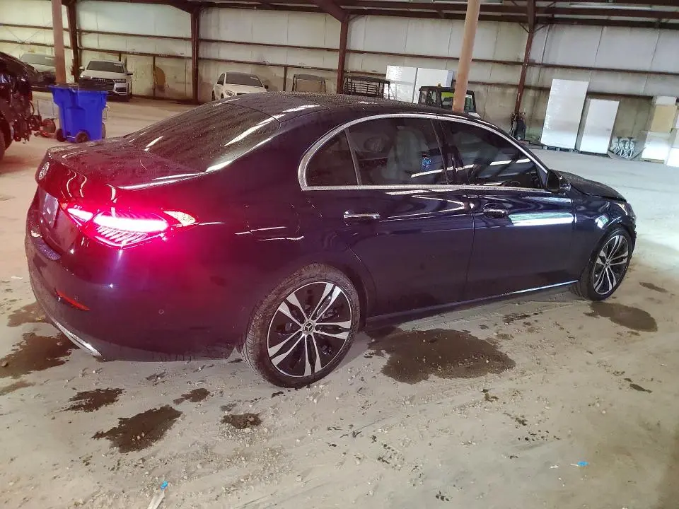 2022 MERCEDES-BENZ C 300  
