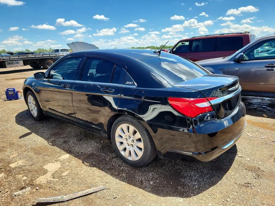 2014 CHRYSLER 200 LX  
