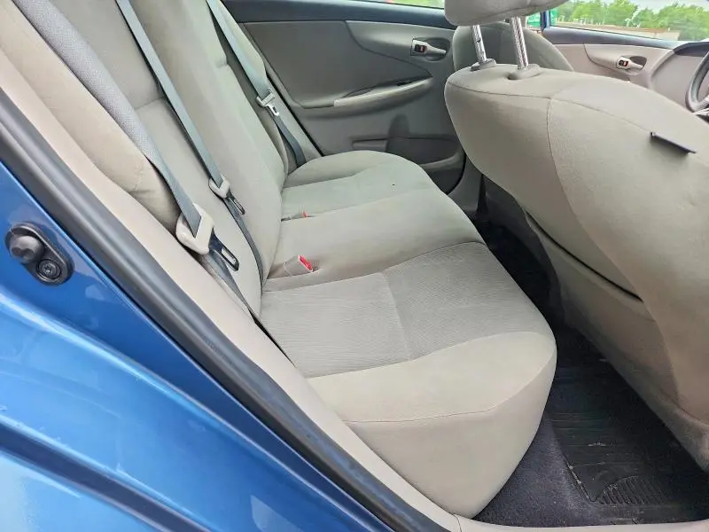2012 TOYOTA COROLLA LE  