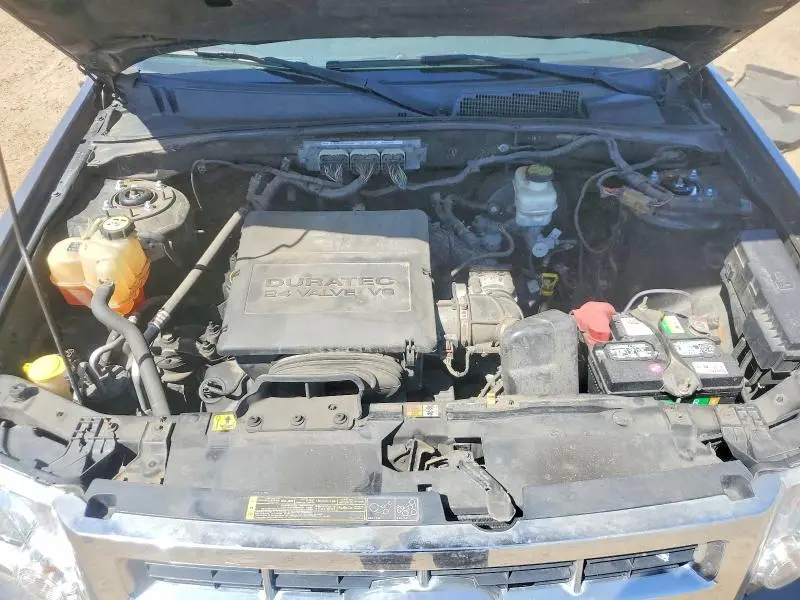2011 FORD ESCAPE LIMITED  