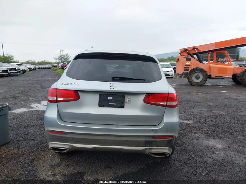 2016 MERCEDES-BENZ GLC 300  