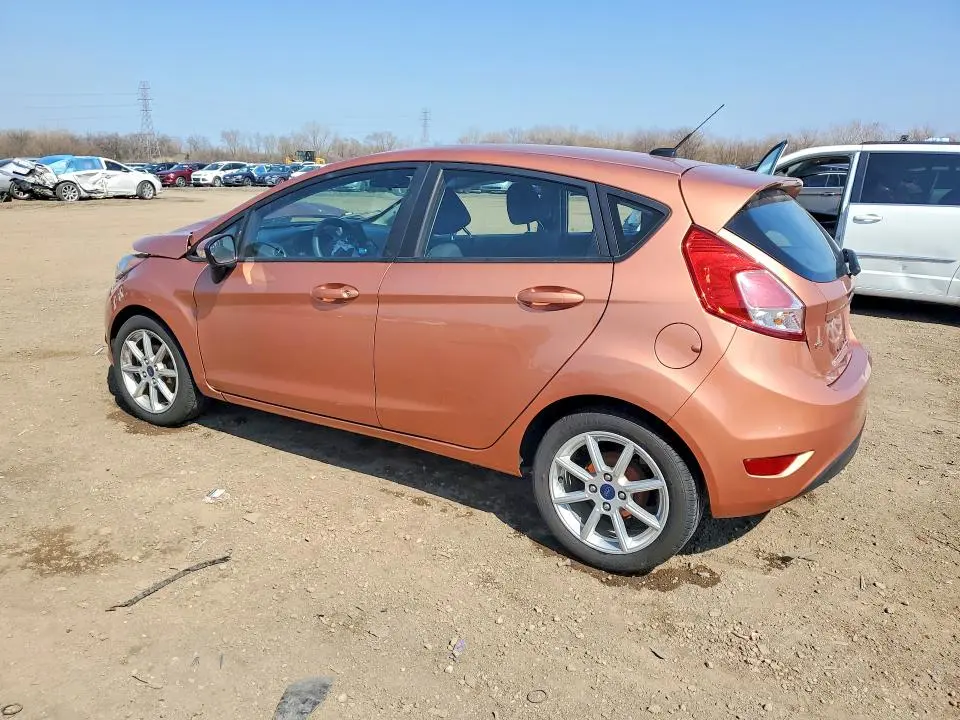 2017 FORD FIESTA SE  