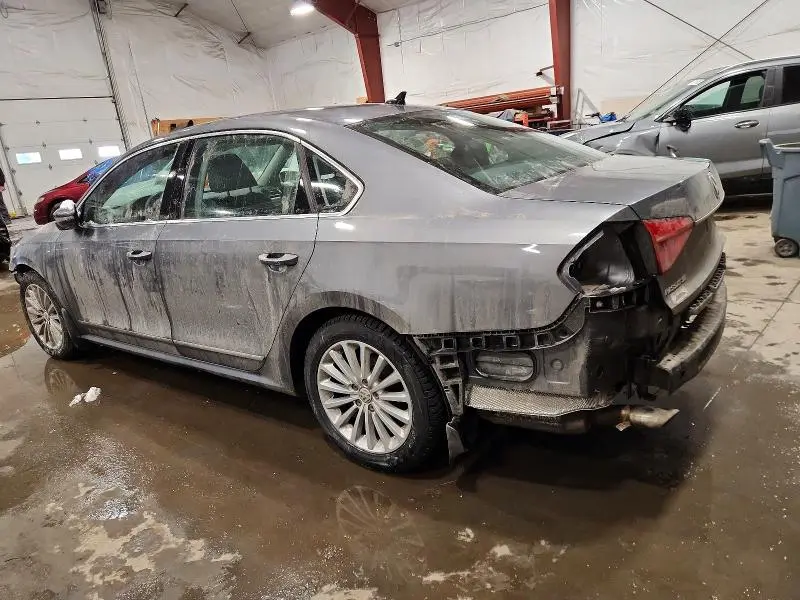 2016 VOLKSWAGEN PASSAT SE  