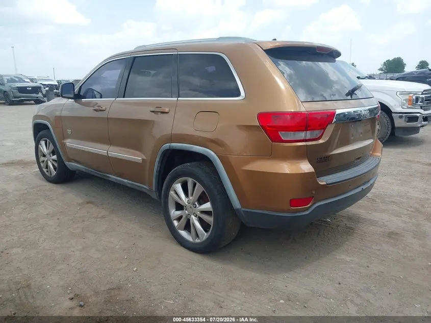 2011 JEEP GRAND CHEROKEE LAREDO