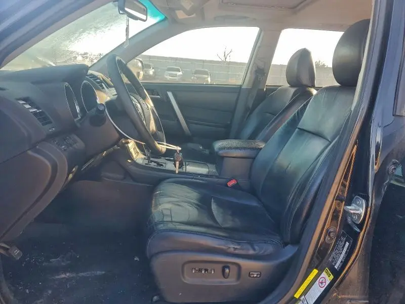 2012 TOYOTA HIGHLANDER BASE  