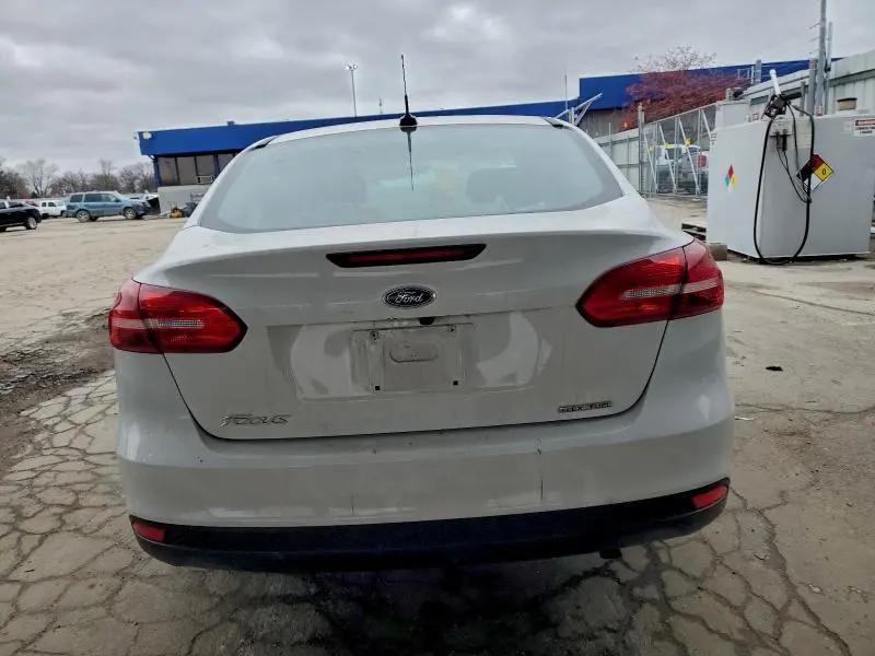 2015 FORD FOCUS S  