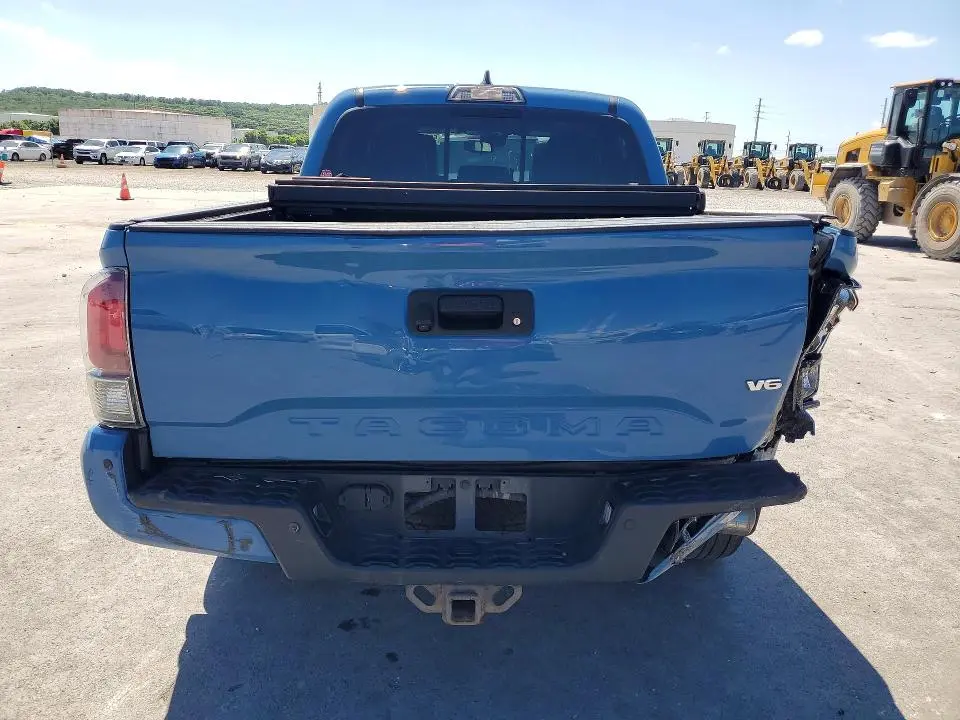 2019 TOYOTA TACOMA TRD SPORT  