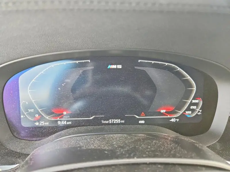 2022 BMW M5   