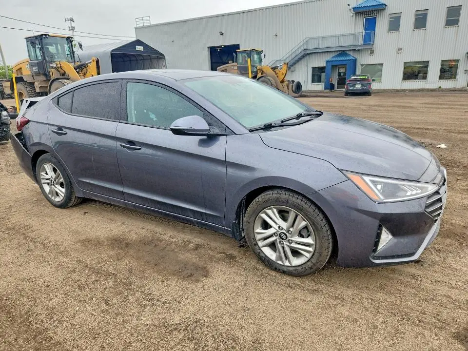 2020 HYUNDAI ELANTRA SEL  