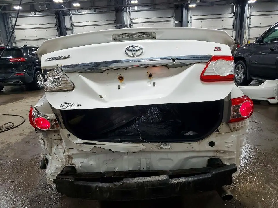 2012 TOYOTA COROLLA S  