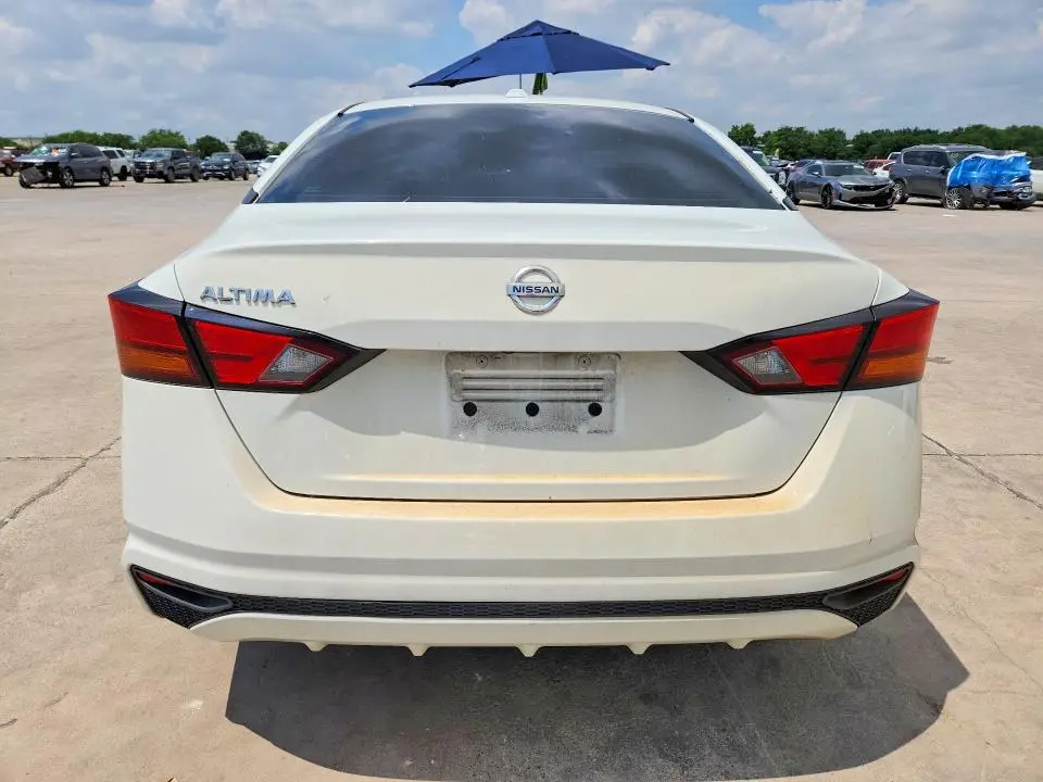 2019 NISSAN ALTIMA S  