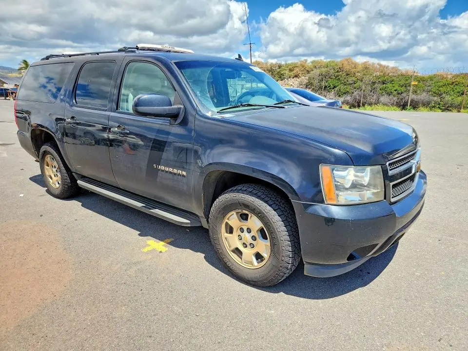 2011 CHEVROLET SUBURBAN K1500 LT  